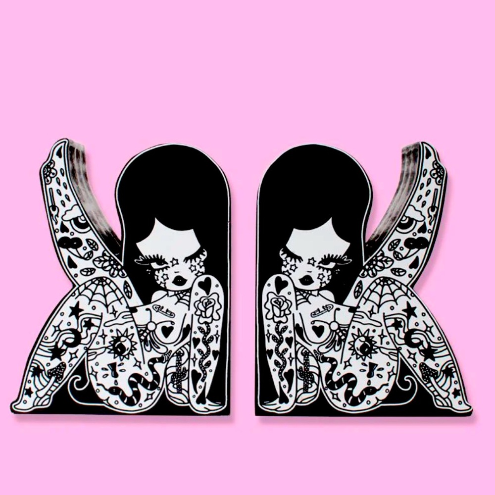 Meet your Posher, Spooky